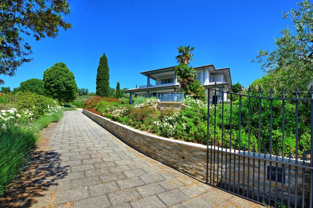 Casa White By Posarellivillas Castiglion Fiorentino Exterior photo
